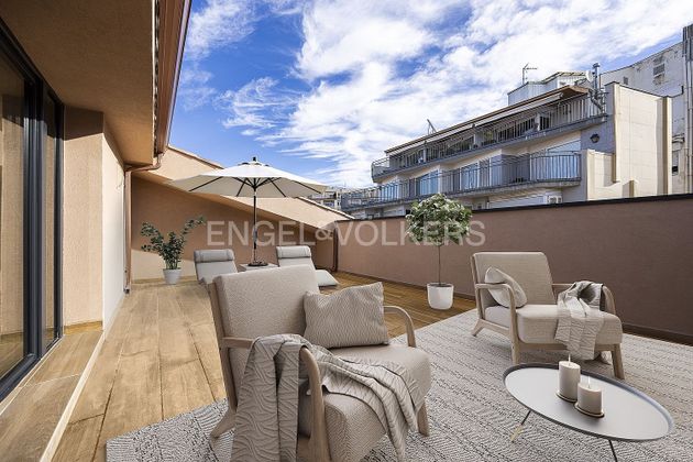 Foto 1 de Dúplex en venda a Barri del Centre de 3 habitacions amb terrassa i piscina