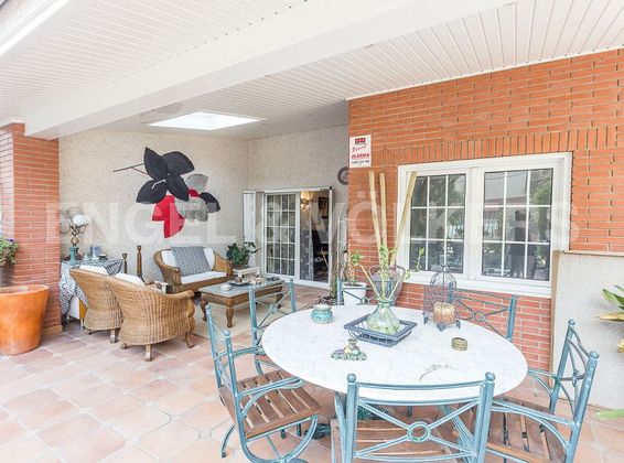 Foto 2 de Chalet en venta en Sant Vicenç de Castellet de 4 habitaciones con terraza y garaje