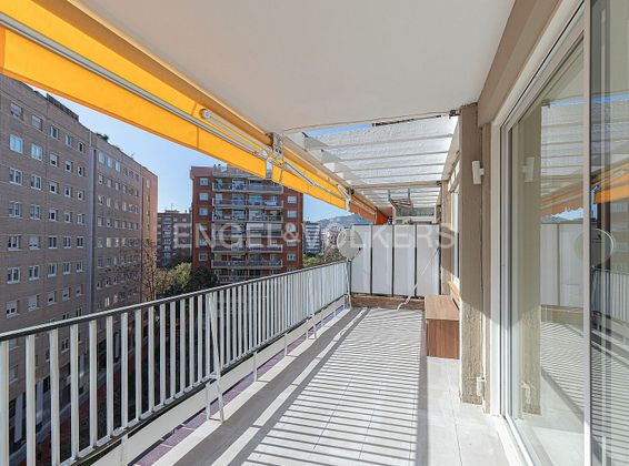 Foto 2 de Venta de piso en Les Tres Torres de 4 habitaciones con terraza y garaje