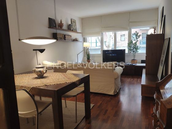 Foto 2 de Alquiler de piso en El Poblenou de 4 habitaciones con terraza y muebles