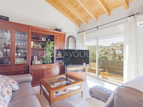 Foto 1 de Xalet en venda a Cervelló de 4 habitacions amb terrassa i jardí