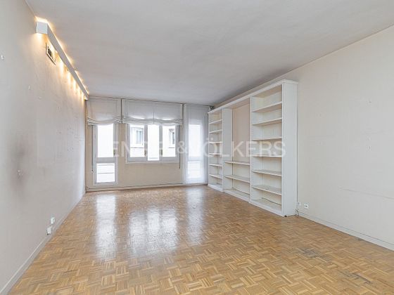 Foto 1 de Pis en venda a Sarrià de 2 habitacions amb garatge i calefacció