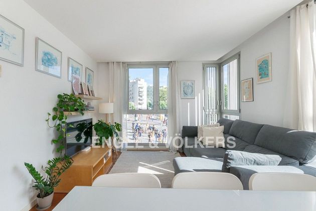 Foto 1 de Pis en lloguer a La Barceloneta de 2 habitacions amb mobles i aire acondicionat