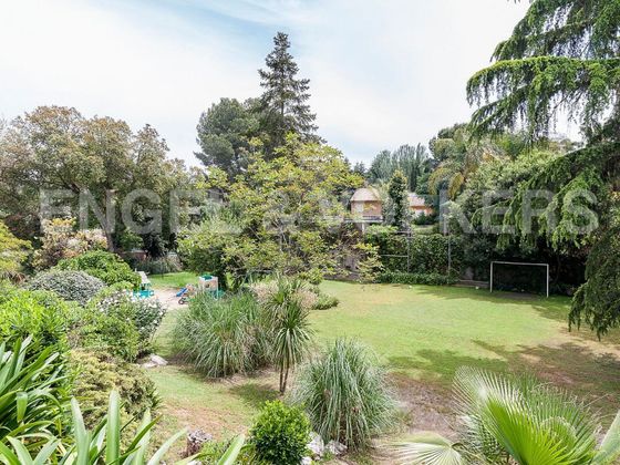 Foto 2 de Casa en venda a Bellaterra de 6 habitacions amb garatge i jardí