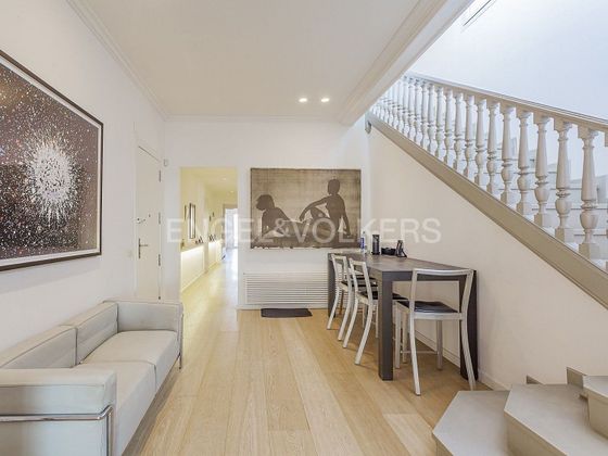 Foto 2 de Àtic en venda a Vila de Gràcia de 3 habitacions amb terrassa i ascensor