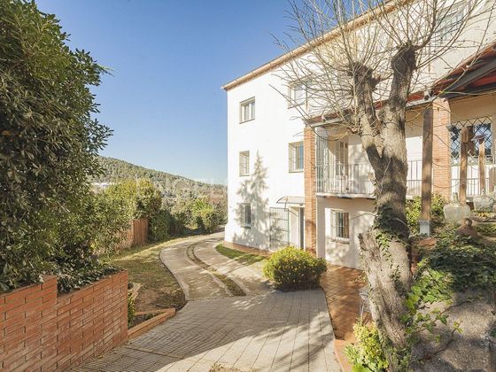 Foto 1 de Casa en venta en Vallvidrera - El Tibidabo i les Planes de 3 habitaciones con terraza y jardín