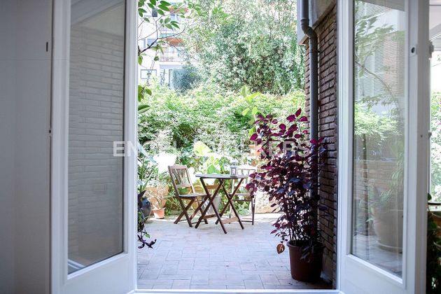 Foto 1 de Pis en venda a Sarrià de 3 habitacions amb terrassa i jardí