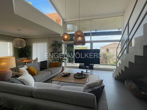 Foto 1 de Dúplex en venda a Can Girona - Terramar - Can Pei - Vinyet de 3 habitacions amb terrassa i piscina