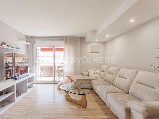 Foto 2 de Àtic en venda a Palau-solità i Plegamans de 3 habitacions amb terrassa i garatge
