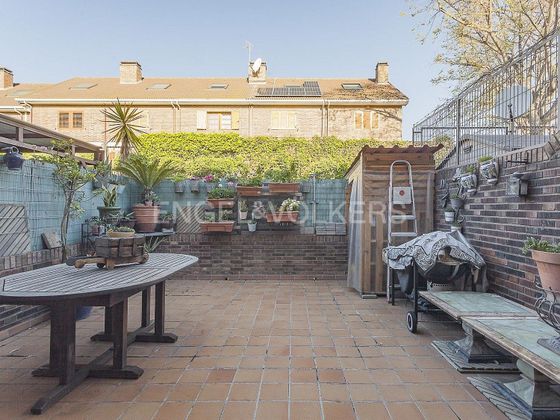Foto 2 de Venta de casa adosada en Montigalà -Sant Crist de 4 habitaciones con jardín y aire acondicionado