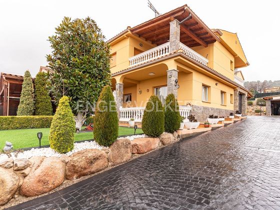 Foto 1 de Venta de casa en Caldes de Montbui de 4 habitaciones con terraza y piscina
