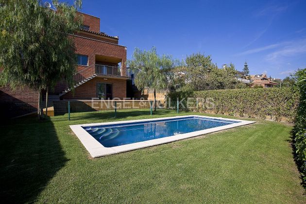 Foto 1 de Casa en venda a Sant Just Desvern de 6 habitacions amb terrassa i piscina