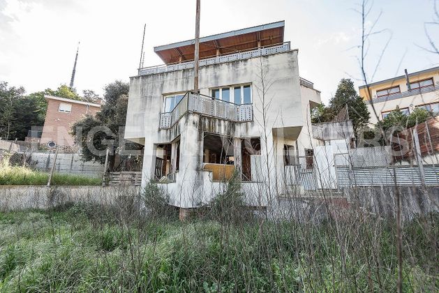 Foto 2 de Chalet en venta en Vallvidrera - El Tibidabo i les Planes de 7 habitaciones con terraza y jardín
