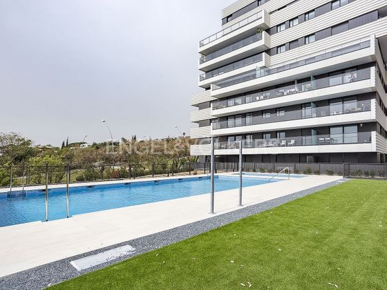 Foto 2 de Ático en alquiler en Finestrelles de 4 habitaciones con terraza y piscina