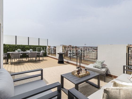Foto 2 de Alquiler de piso en Sant Gervasi - La Bonanova de 2 habitaciones con terraza y piscina