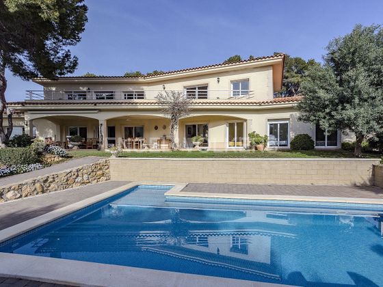 Foto 1 de Xalet en venda a La Mora de 5 habitacions amb terrassa i piscina