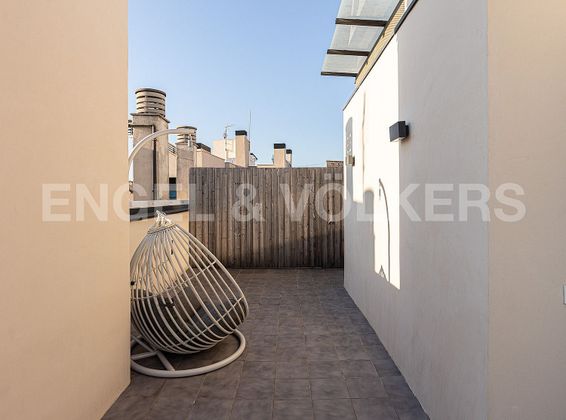 Foto 1 de Venta de ático en Sant Pere, Santa Caterina i la Ribera de 2 habitaciones con terraza y balcón