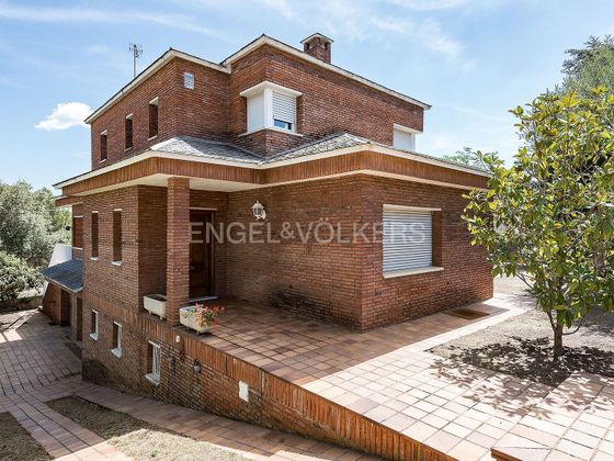 Foto 1 de Chalet en venta en Pallejà de 5 habitaciones con terraza y garaje
