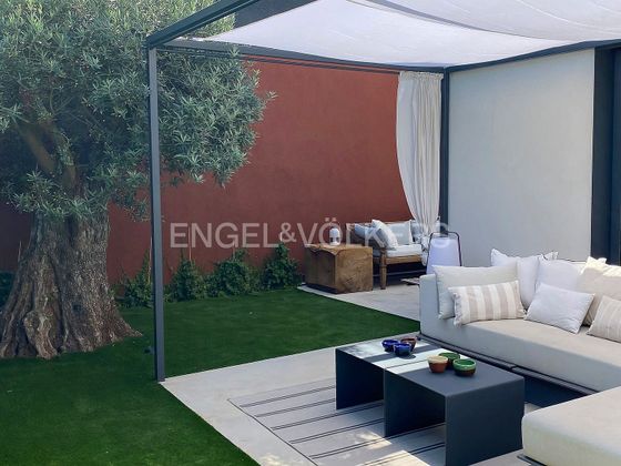 Foto 2 de Xalet en venda a Sarrià de 4 habitacions amb piscina i jardí