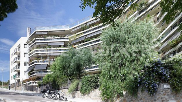 Foto 1 de Alquiler de piso en Sant Gervasi - La Bonanova de 3 habitaciones con terraza y piscina