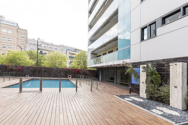 Foto 1 de Venta de piso en La Plana de 3 habitaciones con terraza y piscina