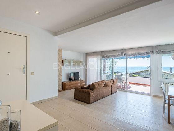 Foto 2 de Piso en alquiler en Sant Pol de Mar de 3 habitaciones con terraza y piscina