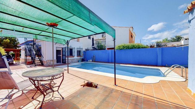 Foto 2 de Xalet en venda a Churriana de 5 habitacions amb terrassa i piscina