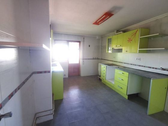 Foto 2 de Venta de piso en Villanueva de Duero de 3 habitaciones con balcón