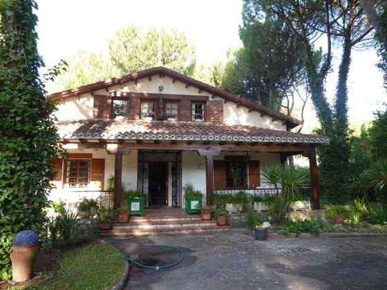 Foto 2 de Casa en venda a Tordesillas de 5 habitacions amb terrassa i piscina