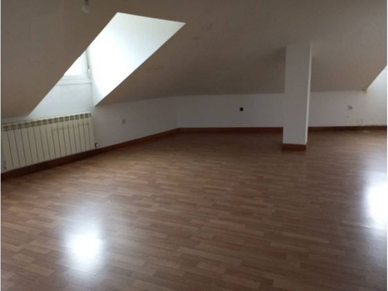 Foto 2 de Venta de piso en Tudela de Duero de 2 habitaciones con garaje y calefacción