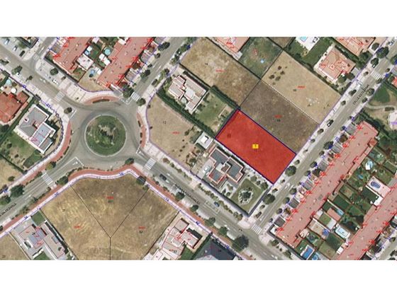 Foto 1 de Venta de terreno en calle Estefanía de 1008 m²