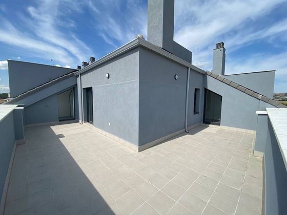 Foto 1 de Àtic en venda a Santovenia de Pisuerga de 3 habitacions amb terrassa i garatge