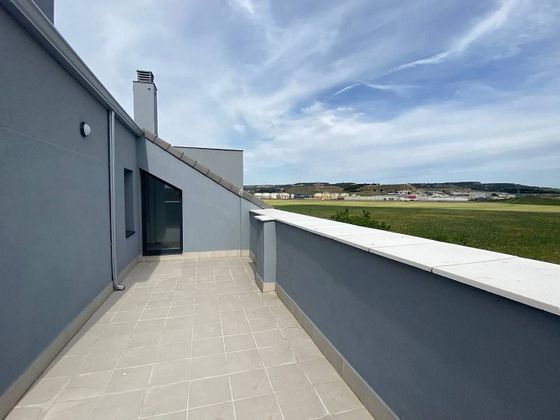 Foto 2 de Àtic en venda a Santovenia de Pisuerga de 3 habitacions amb terrassa i garatge