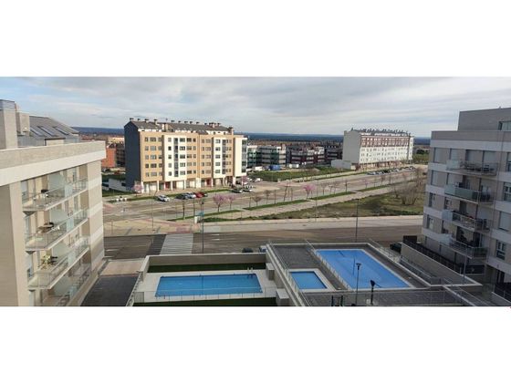 Foto 2 de Ático en venta en Aranzana de 2 habitaciones con terraza y piscina