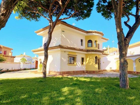 Foto 2 de Casa en venda a Sancti Petri - La Barrosa de 5 habitacions amb terrassa i piscina