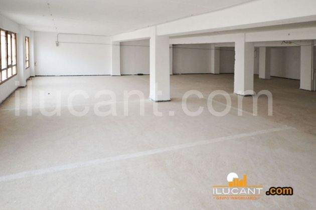 Foto 2 de Local en venda a Lo Morant- San Nicolás de Bari de 1001 m²