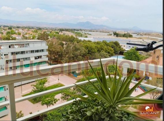 Foto 2 de Pis en venda a Haygon - Universidad de 3 habitacions amb terrassa i piscina