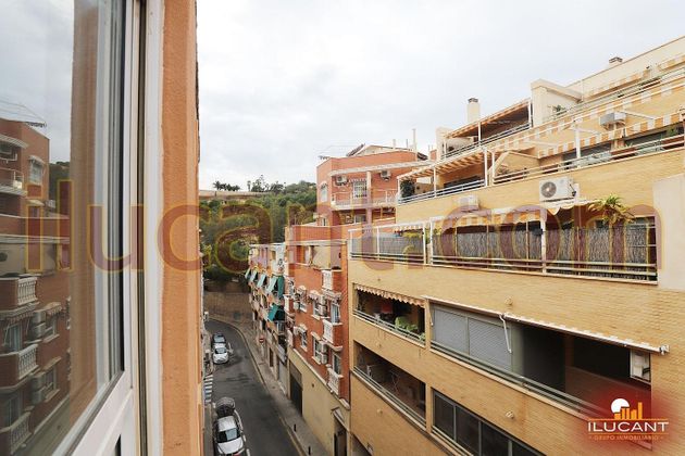 Foto 1 de Pis en venda a Campoamor de 4 habitacions amb terrassa i balcó