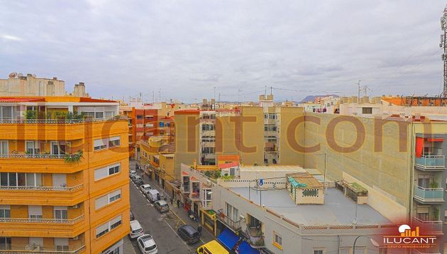 Foto 1 de Pis en venda a Lo Morant- San Nicolás de Bari de 4 habitacions amb balcó i ascensor