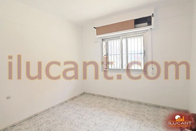 Foto 2 de Pis en venda a Sidi Ifni - Nou Alacant de 3 habitacions i 56 m²
