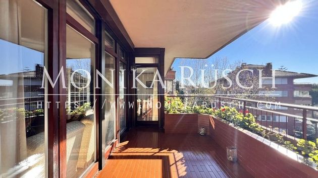 Foto 2 de Pis en venda a Sarrià de 4 habitacions amb terrassa i garatge