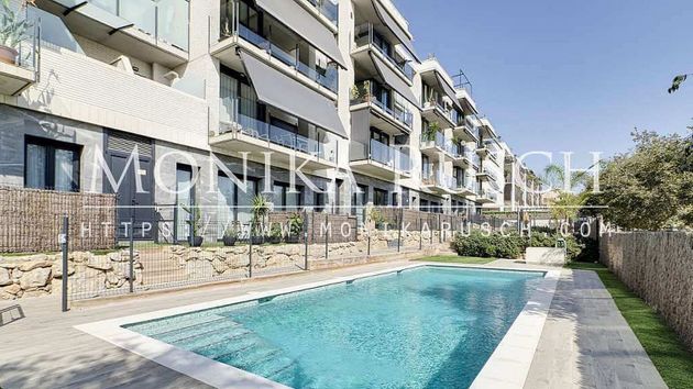 Foto 1 de Venta de piso en L'Aragai - Prat de Vilanova de 4 habitaciones con terraza y piscina