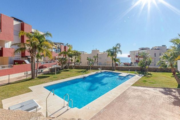 Foto 1 de Pis en venda a Monterrey - Rancho Domingo de 2 habitacions amb terrassa i piscina