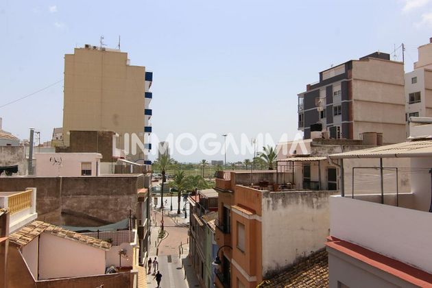 Foto 1 de Casa en venta en Pueblo de Cullera de 6 habitaciones con terraza y garaje