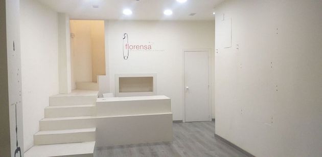 Foto 1 de Local en alquiler en Centre Històric - Rambla Ferran - Estació de 60 m²
