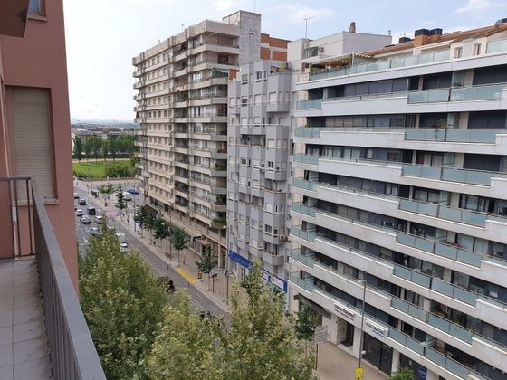 Foto 1 de Pis en venda a Centre Històric - Rambla Ferran - Estació de 4 habitacions amb balcó i ascensor