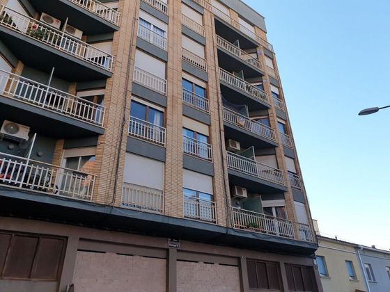 Foto 2 de Venta de piso en Joc de la Bola - Camps d'Esports - Ciutat Jardí - Montcada de 6 habitaciones con terraza y garaje
