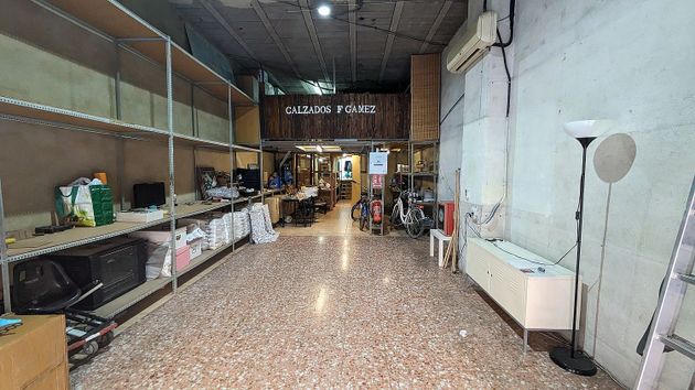 Foto 2 de Local en alquiler en Sant Isidre con aire acondicionado