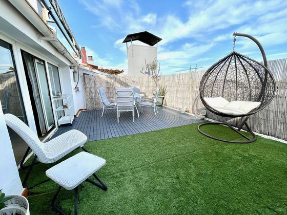 Foto 2 de Dúplex en venda a Centre - Passeig i Rodalies de 5 habitacions amb terrassa i balcó