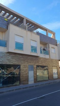 Foto 1 de Pis en venda a Zona Pueblo de 2 habitacions amb terrassa i ascensor